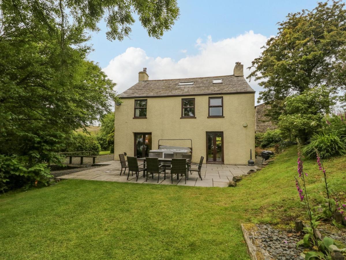 Ewedale Farm Villa Ulverston Exterior photo